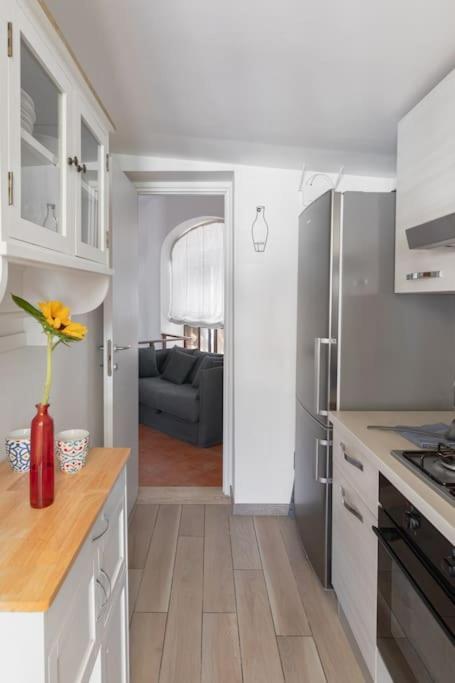 Penthouse With Jacuzzi On Private Terrace In Trastevere 罗马 外观 照片