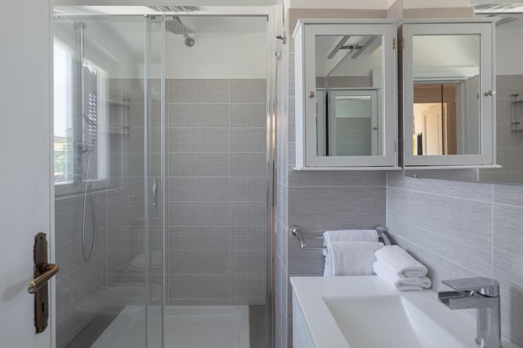 Penthouse With Jacuzzi On Private Terrace In Trastevere 罗马 外观 照片